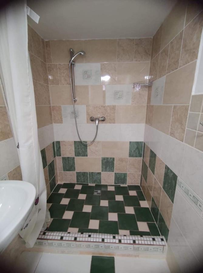 Cafe Nostalgie Ctyrluzkovy Apartman Krásná Lípa エクステリア 写真